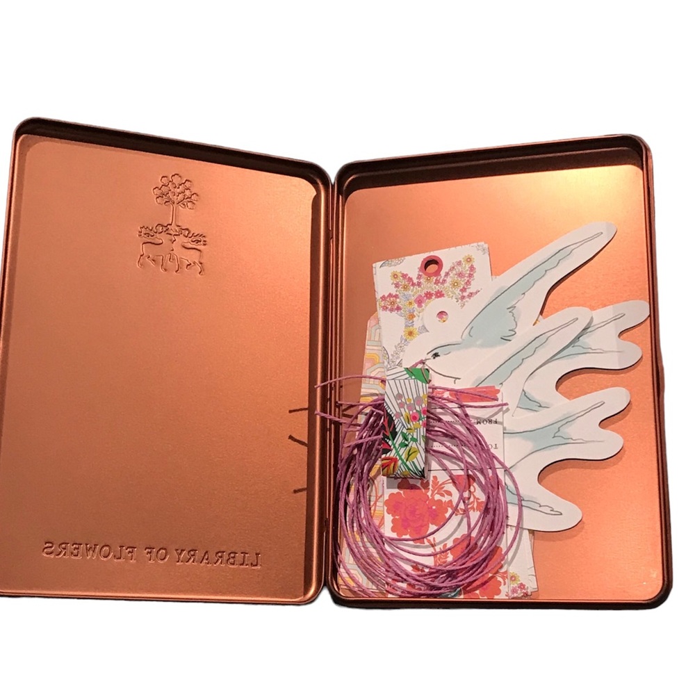 Library of Flowers Limited Edition Gift Tag Kit 10 Gift Tags w/Box Margot Elena